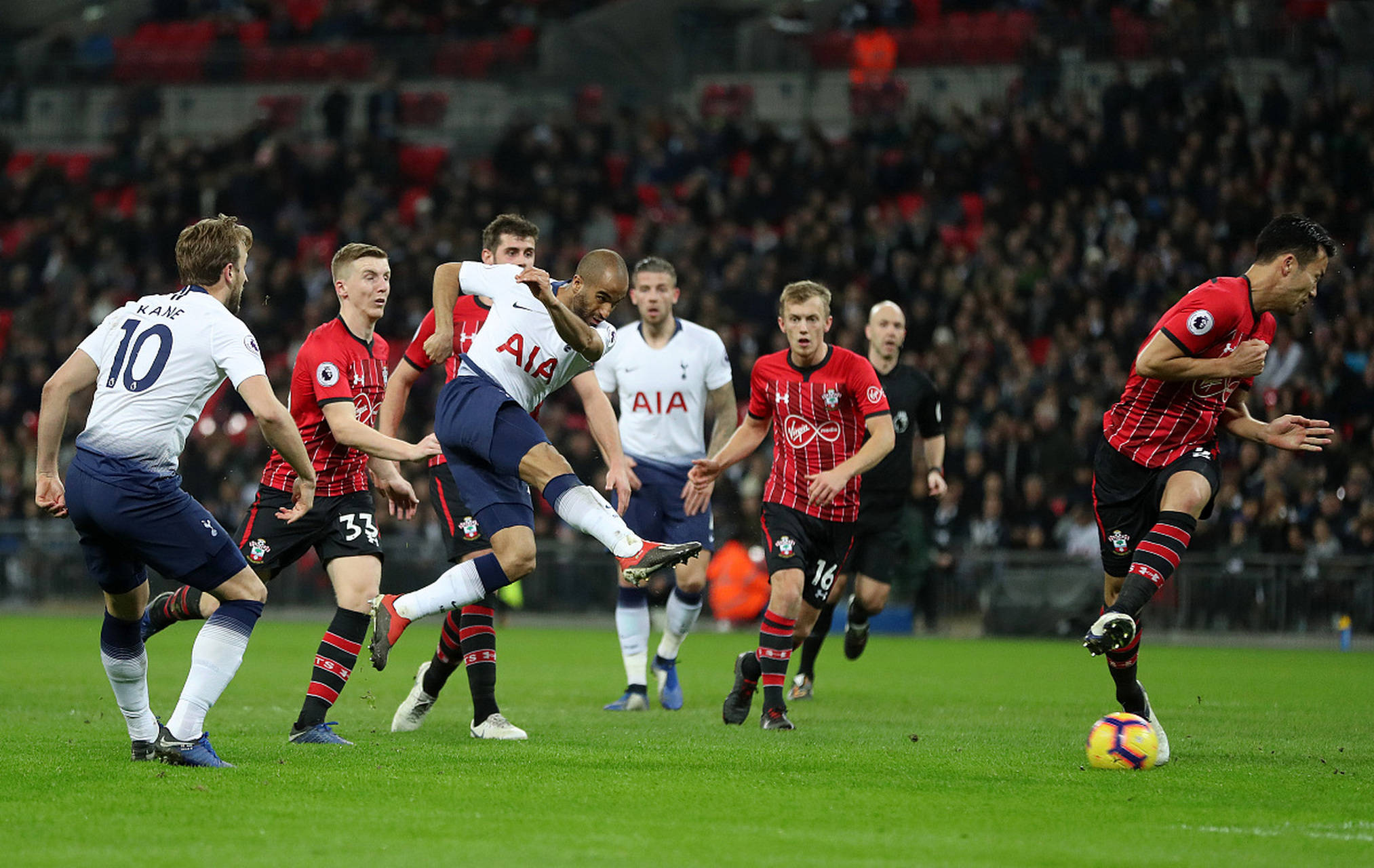 多场比赛中 多场比赛中
